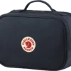 FJÄLLRÄVEN Fjällräven Kånken Toiletry Bag Navy -FJÄLLRÄVEN Boutiquen 1006192 1280x1280