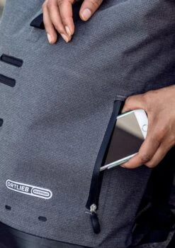 Ortlieb Commuter-Daypack Urban 27 L -FJÄLLRÄVEN Boutiquen 2026fke ortlieb commuter daypack images6 1 1280x1280