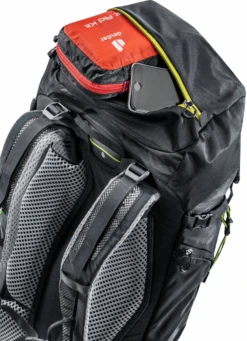 Deuter Trail Pro 36 -FJÄLLRÄVEN Boutiquen 3441321 7403 TrailPro36 black graphite D 06 1280x1280