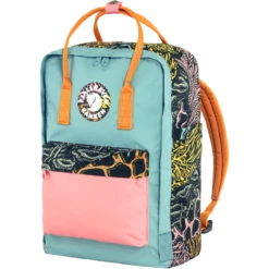 FJÄLLRÄVEN Fjällräven Kånken Art Plus 7 FJÄLLRÄVEN Fjällräven Kånken Art Plus -FJÄLLRÄVEN Boutiquen Kanken Art Plus 23634 966 F MAIN FJR 1280x1280