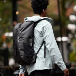 Ortlieb Atrack 25 CR Schwarz -FJÄLLRÄVEN Boutiquen atrack cr van 07838 1 1280x1280 2