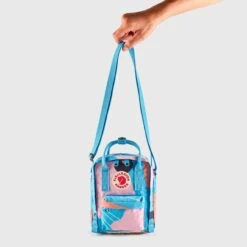 FJÄLLRÄVEN Fjällräven Kånken Art Sling -FJÄLLRÄVEN Boutiquen kanken art sling 23633 972 j detail fjr 1280x1280 1