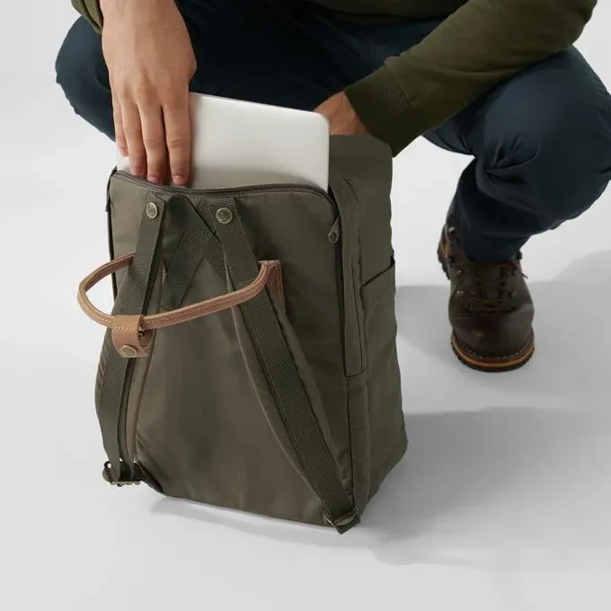 FJÄLLRÄVEN Fjällräven Kånken No. 2 Laptop 15" Dark Olive 8 FJÄLLRÄVEN Fjällräven Kånken No. 2 Laptop 15" Dark Olive – Bild 6