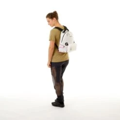Mammut THE Pack S White -FJÄLLRÄVEN Boutiquen thepackS white3 1280x1280